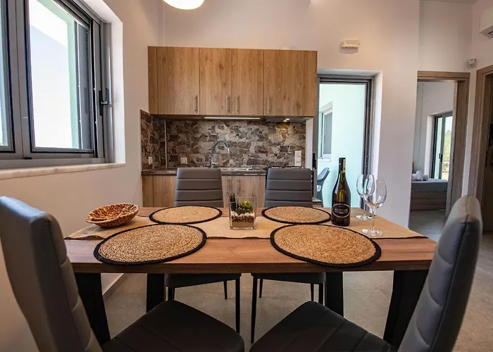 Casa de Férias Rikia Deluxe Vromonérion